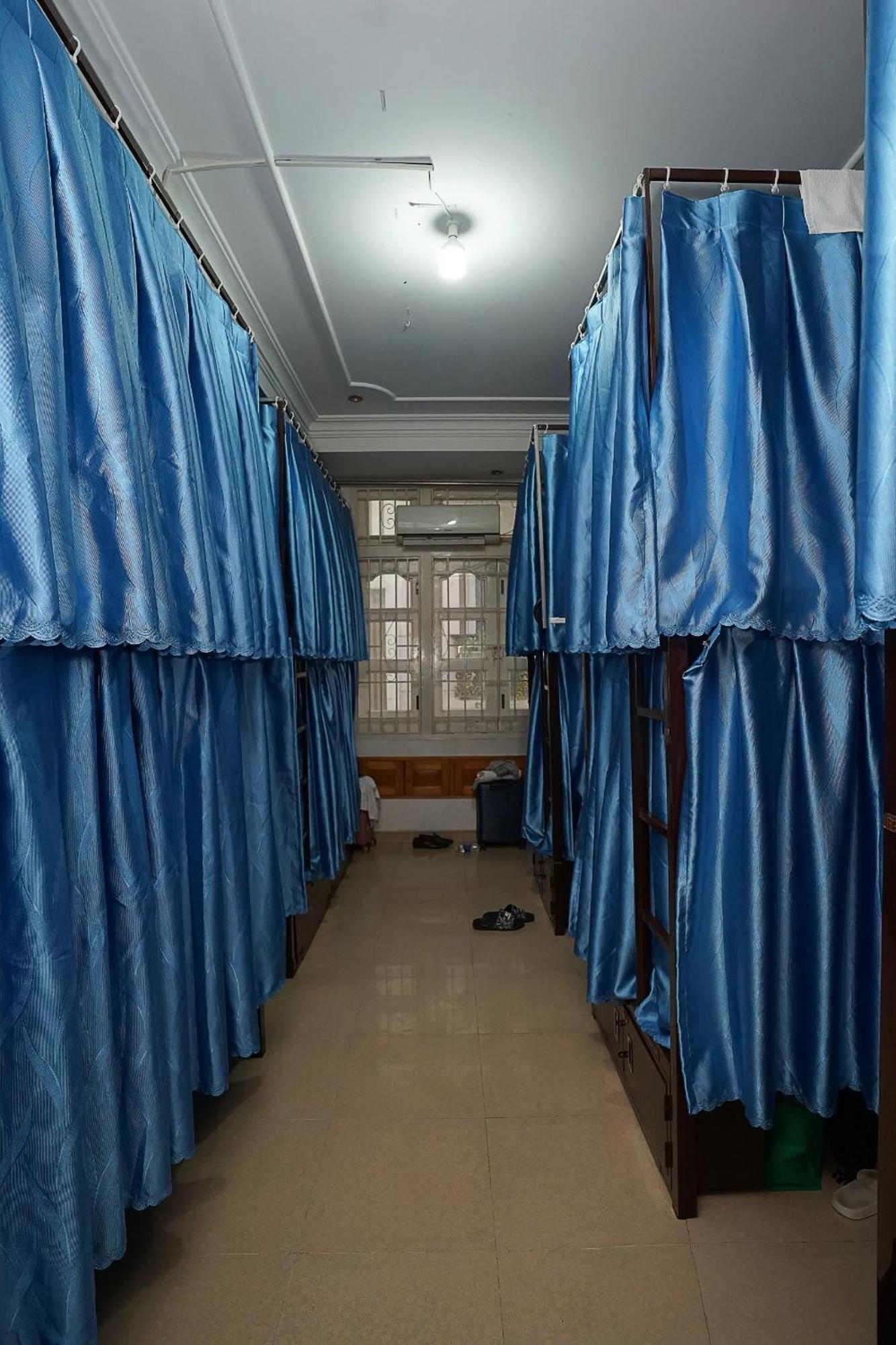 Sakura Hostel Saigon Хошимин Экстерьер фото